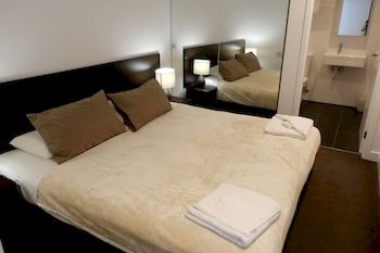 Aura On Flinders Serviced Apartments - Accommodation Tasmania 11