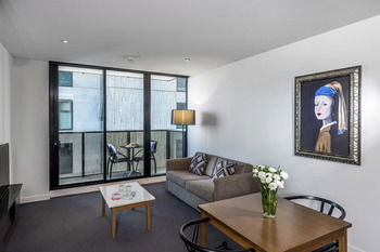 Oaks WRAP On Southbank - Accommodation Tasmania 40
