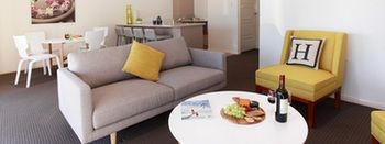 H Boutique Hotel - Accommodation Tasmania 18