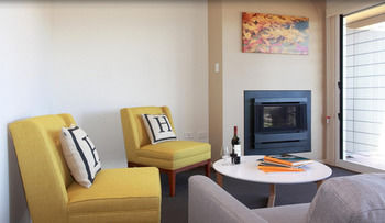 H Boutique Hotel - Accommodation Tasmania 20