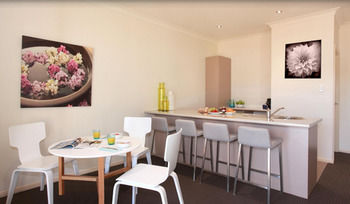 H Boutique Hotel - Accommodation Tasmania 23