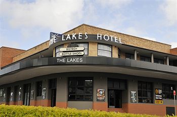 The Lakes Hotel - Accommodation Tasmania 1