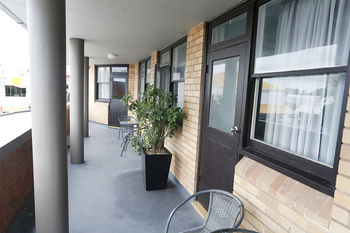 The Lakes Hotel - Accommodation Tasmania 15
