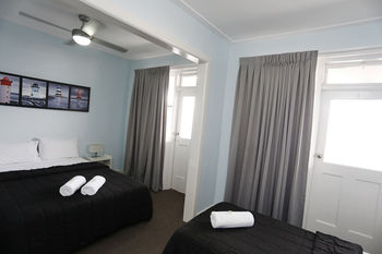 The Lakes Hotel - Accommodation Tasmania 24