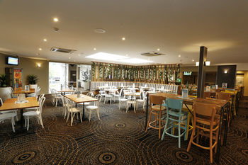 The Lakes Hotel - Accommodation Tasmania 35