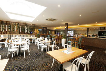 The Lakes Hotel - Accommodation Tasmania 43