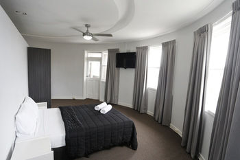 The Lakes Hotel - Accommodation Tasmania 60