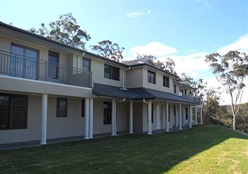 Riverside Oaks Golf Resort - Accommodation Tasmania 4