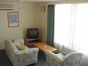 Darling Apartments - Accommodation Tasmania 7