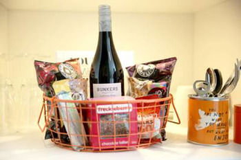 Art Series - The Larwill Studio - Accommodation Tasmania 11