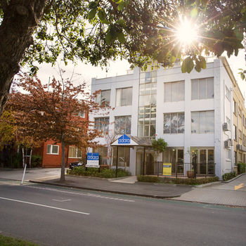 Adara East Melbourne - Accommodation Tasmania 6