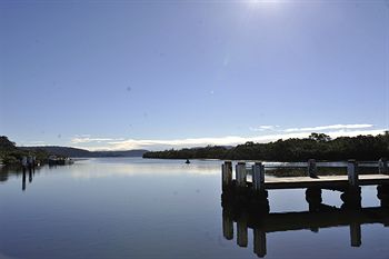 The Bayview Hotel - Accommodation Tasmania 24