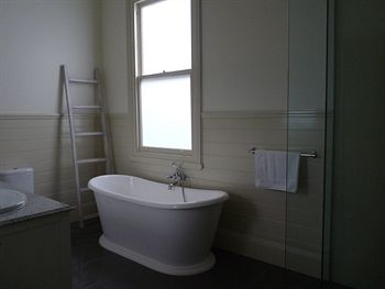 Brentwood Accommodation - Accommodation Tasmania 7