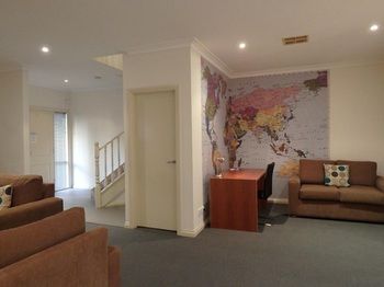 Apartments @ Kew Walpole Gardens - Kew Serviced Townhouses - Accommodation Tasmania 19