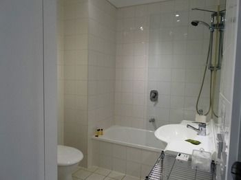 Alpha Apartments Melbourne - Accommodation Tasmania 23