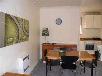 Australian Home Away @ Richmond - Accommodation Tasmania 2