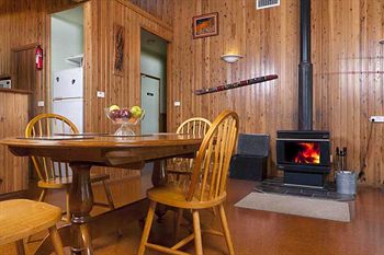 Eagleview Resort - Accommodation Tasmania 7