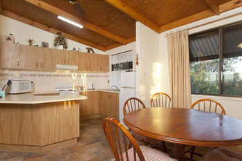 Eagleview Resort - Accommodation Tasmania 33