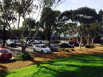 Box Hill Studios At Canterbury Gardens - Accommodation Tasmania 1