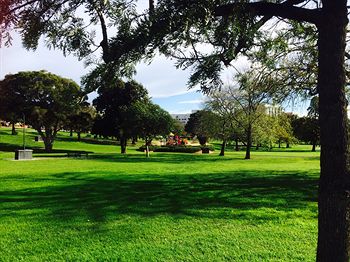 Box Hill Studios At Canterbury Gardens - Accommodation Tasmania 24