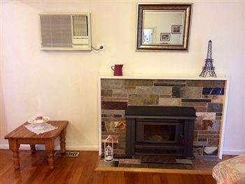Australian Home Away @ Doncaster Grange Park - Accommodation Tasmania 18