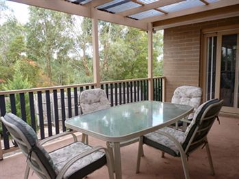 Australian Home Away @ Doncaster Grange Park - Accommodation Tasmania 19