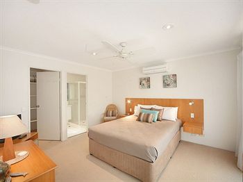 44 Cooran Court - Accommodation Tasmania 2
