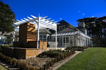 Parklands Country Gardens And Lodges - Accommodation Tasmania 1