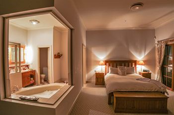 Strathearn Park Lodge - Accommodation Tasmania 1