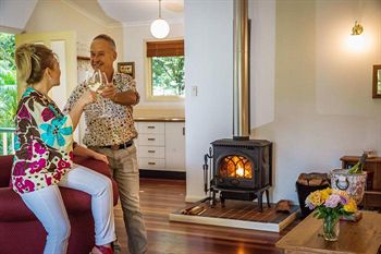 The Falls Montville - Accommodation Tasmania 7