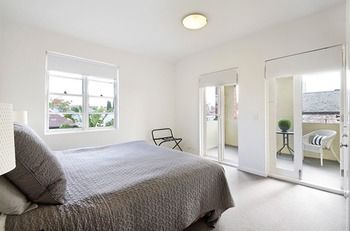 Albert Road Serviced Apartments - Accommodation Tasmania 0