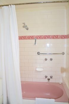 Magnolia Court Boutique Hotel Melbourne - Accommodation Tasmania 1