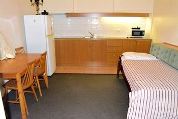 Magnolia Court Boutique Hotel Melbourne - Accommodation Tasmania 23