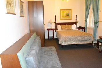 Magnolia Court Boutique Hotel Melbourne - Accommodation Tasmania 39