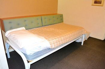 Magnolia Court Boutique Hotel Melbourne - Accommodation Tasmania 44