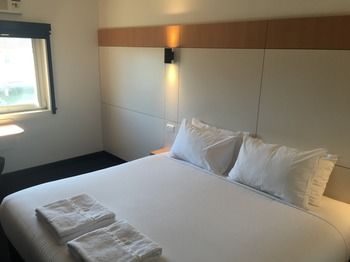 Ibis Budget Casula Liverpool - Accommodation Tasmania 13