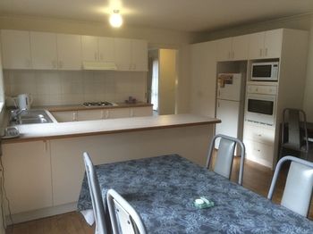 Australian Home Away Ringwood @ Bardia - Accommodation Tasmania 14