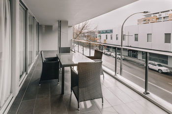 Newcastle Central Plaza - Accommodation Tasmania 7