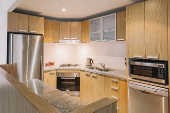 Newcastle Central Plaza - Accommodation Tasmania 17