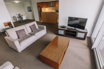 Newcastle Central Plaza - Accommodation Tasmania 19