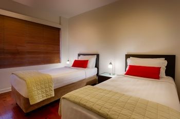 Crest On Barkly Serviced Apartments - Accommodation Tasmania 2
