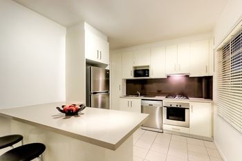 Crest On Barkly Serviced Apartments - Accommodation Tasmania 3