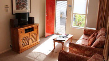 Echo Point Holiday Village - Accommodation Tasmania 0