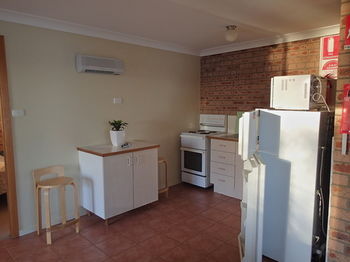 Dungowan Waterfront Apartments - Accommodation Tasmania 18