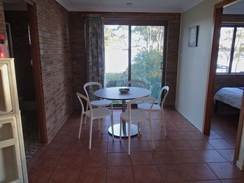 Dungowan Waterfront Apartments - Accommodation Tasmania 20