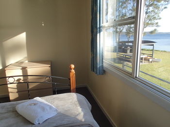 Dungowan Waterfront Apartments - Accommodation Tasmania 29