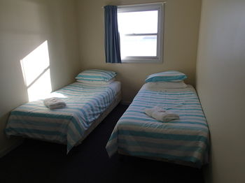 Dungowan Waterfront Apartments - Accommodation Tasmania 30