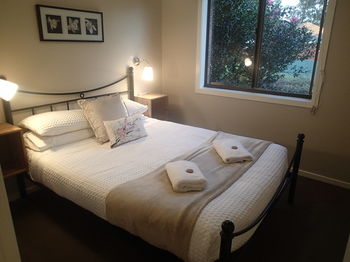 Dungowan Waterfront Apartments - Accommodation Tasmania 61