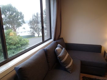 Dungowan Waterfront Apartments - Accommodation Tasmania 85