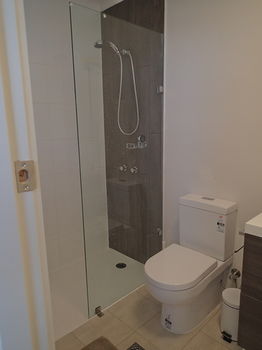 Dungowan Waterfront Apartments - Accommodation Tasmania 113